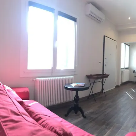 Charming New Loft Апартаменты